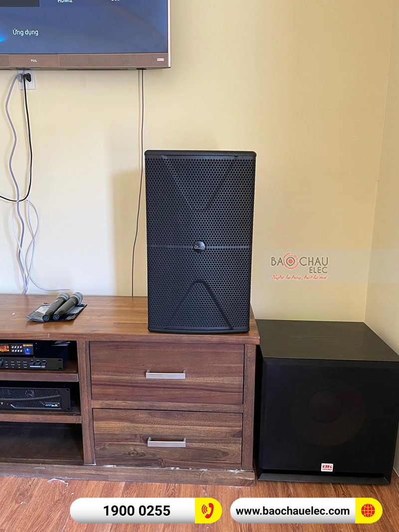 Dàn karaoke gia đình anh Vỹ