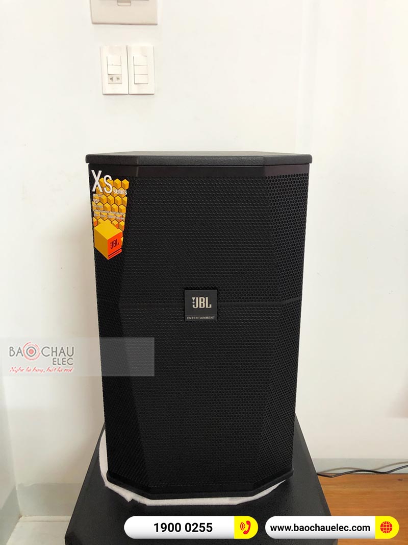 Dàn karaoke gia đình anh Xuân