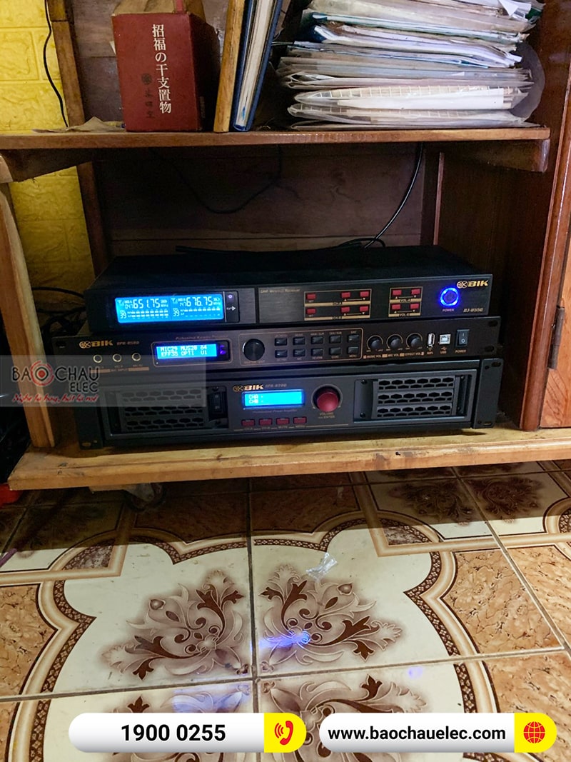 Dàn karaoke chị Tuyền