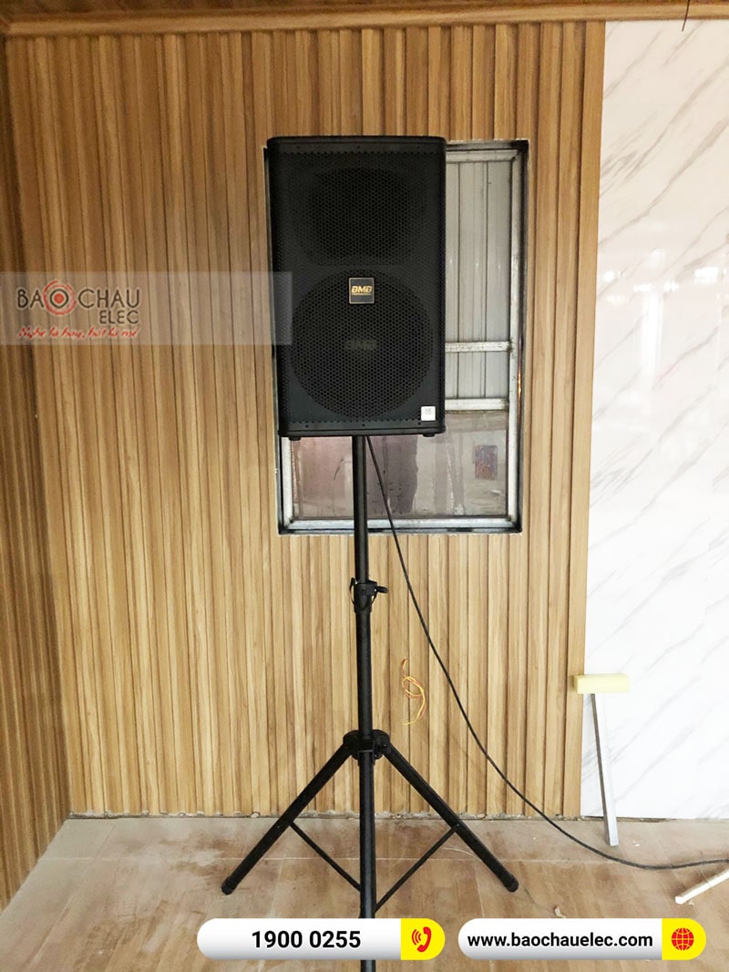 Dàn karaoke gia đình anh Bảo