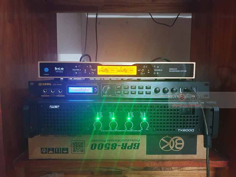 Dàn karaoke gia đình anh Châu h2