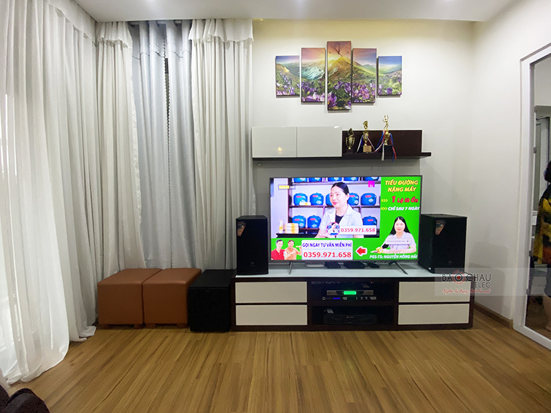Dàn karaoke gia đình anh Cường h6