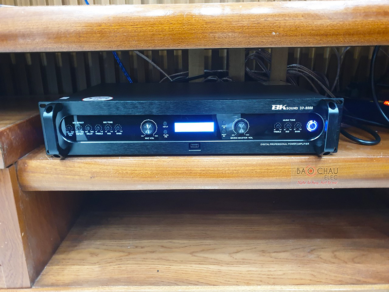 Dàn karaoke gia đình anh Đỗ