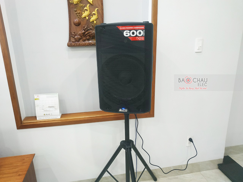 Dàn karaoke gia đình anh Đồng h2