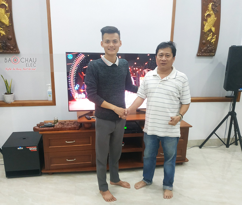 Dàn karaoke gia đình anh Đồng h6