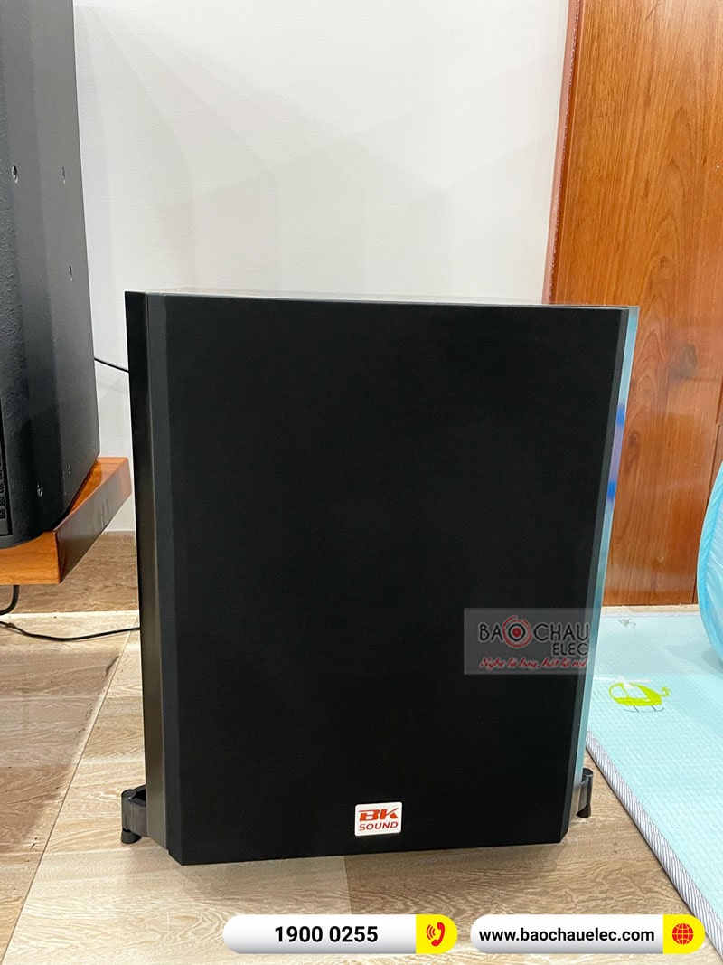 Dàn karaoke gia đình anh Hùng