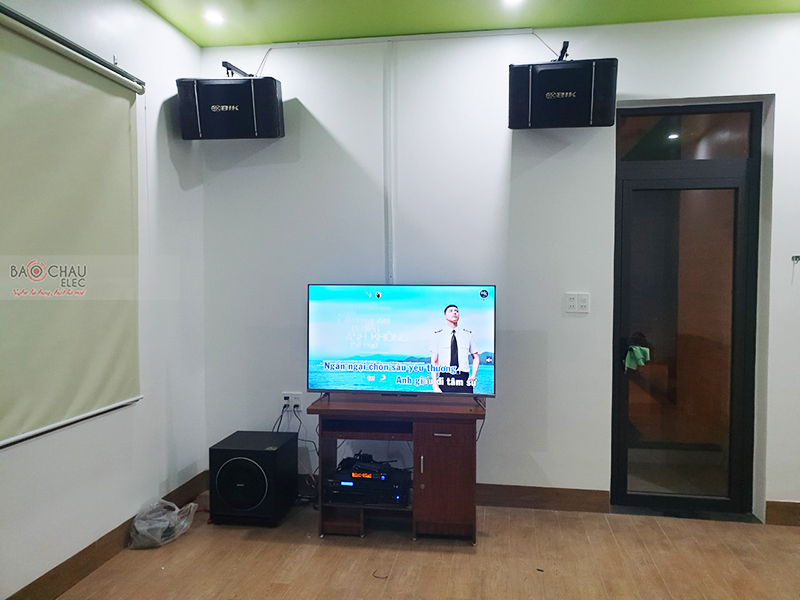 Dàn karaoke gia đình anh Hưng h5