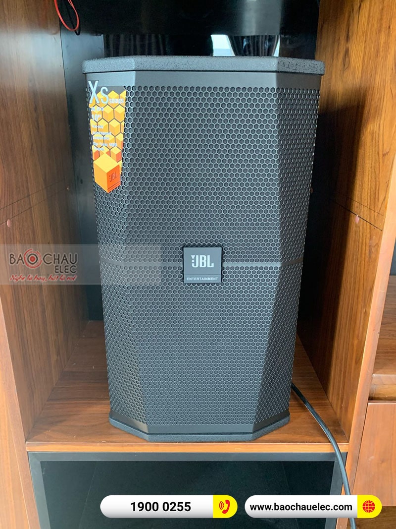 Dàn karaoke gia đình anh Mẫn