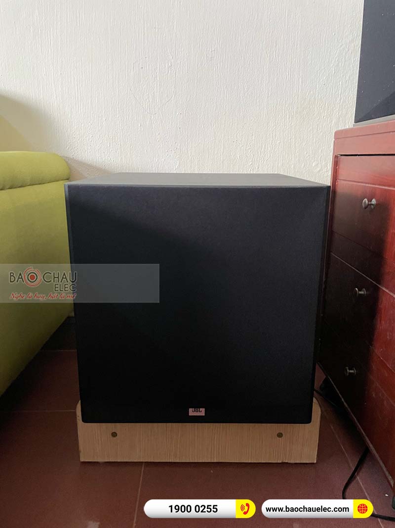 Lắp đặt dàn karaoke gia đình anh Ngân