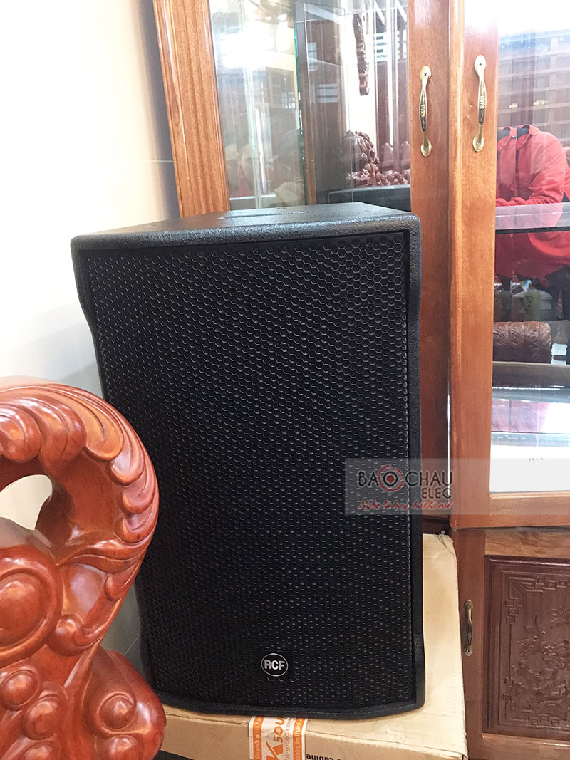 Dàn karaoke gia đình anh Tú h1