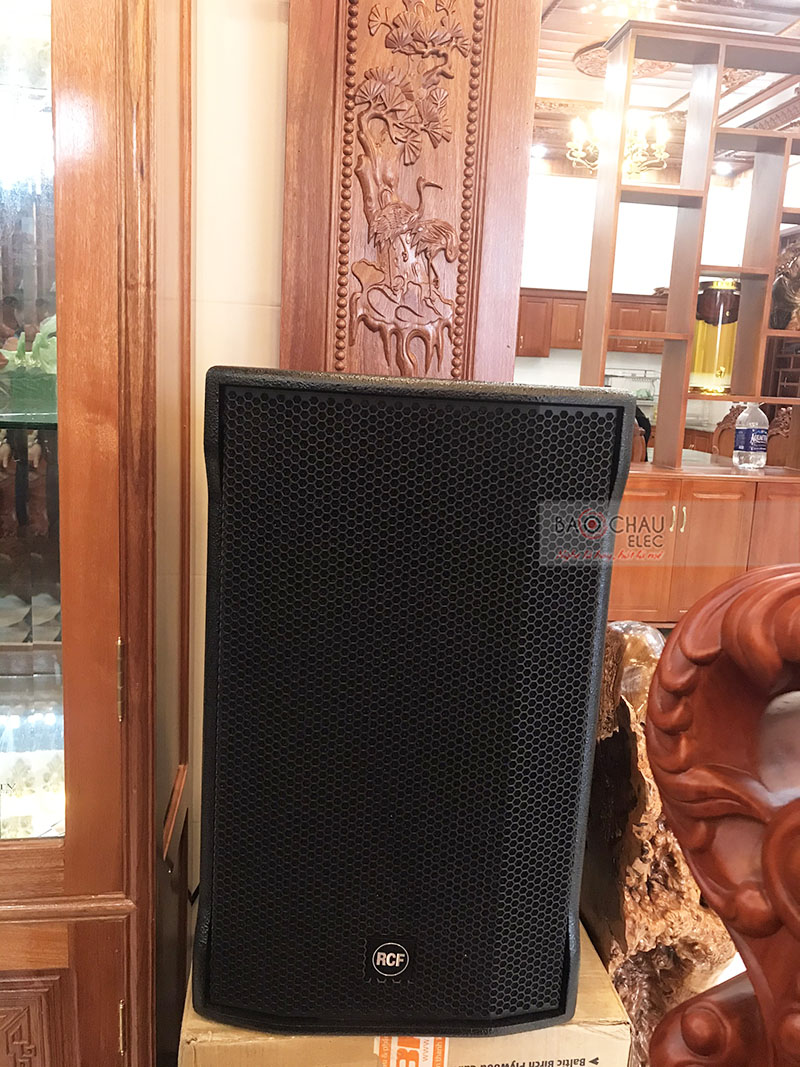 Dàn karaoke gia đình anh Tú h2