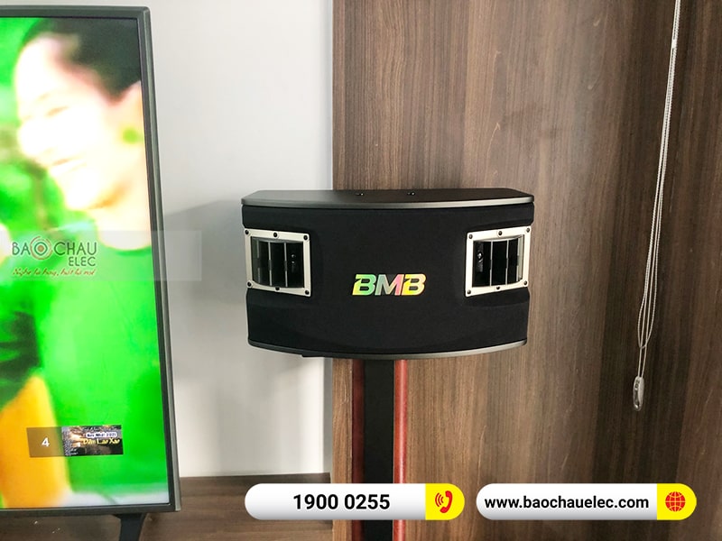 Dàn karaoke gia đình chị Giang