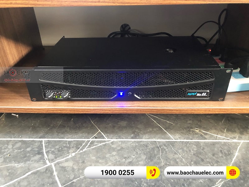 Dàn karaoke gia đình chị Giang