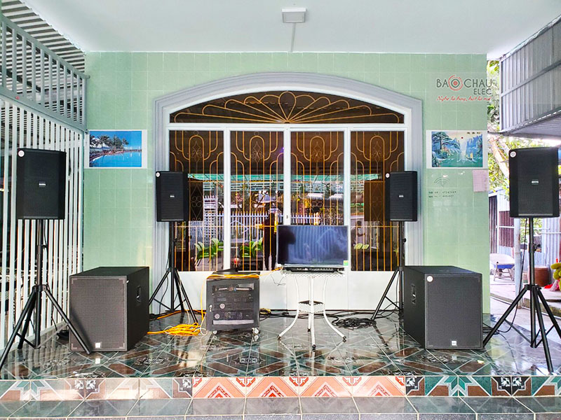 Dàn karaoke gia đình anh Chánh h5