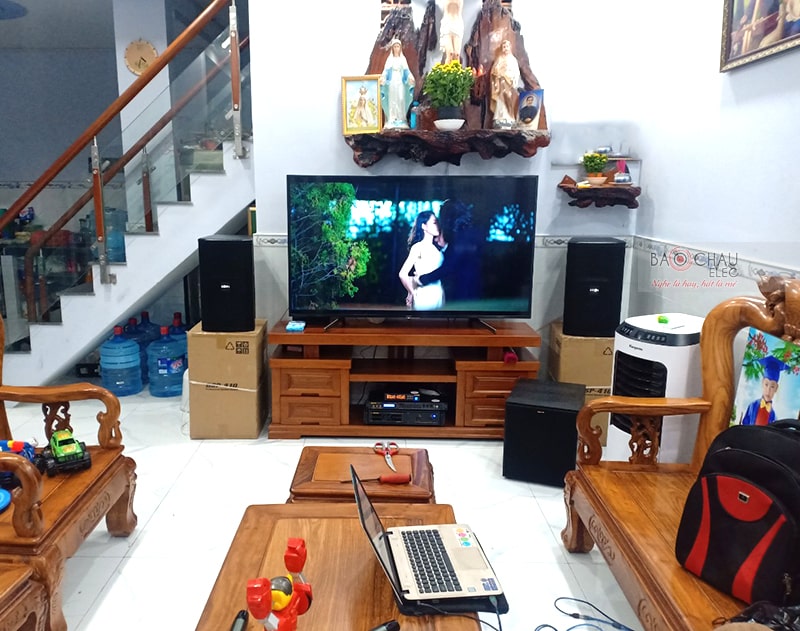 Dàn karaoke gia đình anh Phong ở Bình Chánh, HCM h6