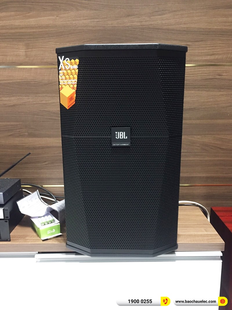 Lắp đặt dàn karaoke trị giá hơn 60 triệu cho chị Diễm tại TPHCM (JBL XS15, APP MZ86, X6 Luxury, BKSound SW815, BJ-U500) 