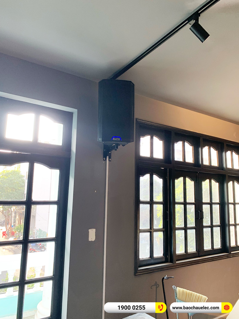 Lắp đặt dàn âm thanh cho quán Cafe & Live Music tại TPHCM (Alto TS412, Alto TX310, Alto TX212S, Shure PGA58-QTR)