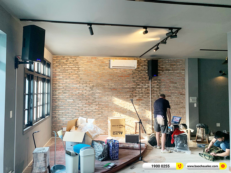 Lắp đặt dàn âm thanh cho quán Cafe & Live Music tại TPHCM (Alto TS412, Alto TX310, Alto TX212S, Shure PGA58-QTR)