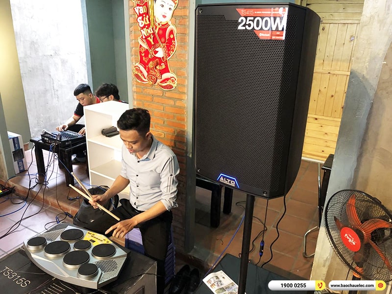Lắp đặt bộ dàn âm thanh quán Cafe cho anh Huy tại TPHCM (Alto TS415, Alto TS410, Alto TS315S, Alto Live1202, Shure SVX288AZ/PG58)