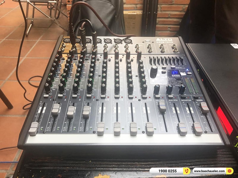 Lắp đặt bộ dàn âm thanh quán Cafe cho anh Huy tại TPHCM (Alto TS415, Alto TS410, Alto TS315S, Alto Live1202, Shure SVX288AZ/PG58)