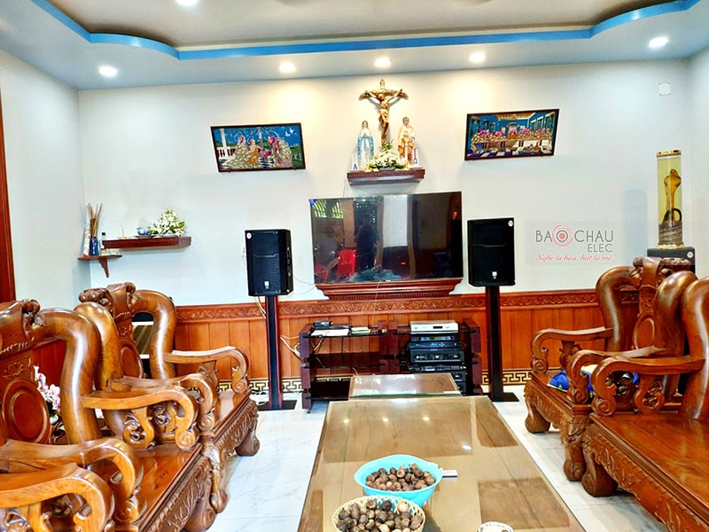 Đầu karaoke online l&agrave; g&igrave;? Ưu nhược điểm của đầu h&aacute;t karaoke online?