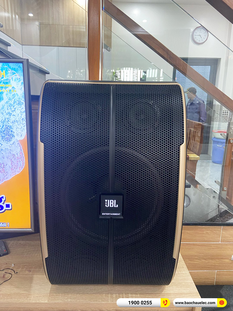 Lắp đặt dàn karaoke trị giá hơn 30 triệu cho anh Kiên tại TPHCM (JBL Pasion 12, BKSound DKA 8500, Alto TX212S)