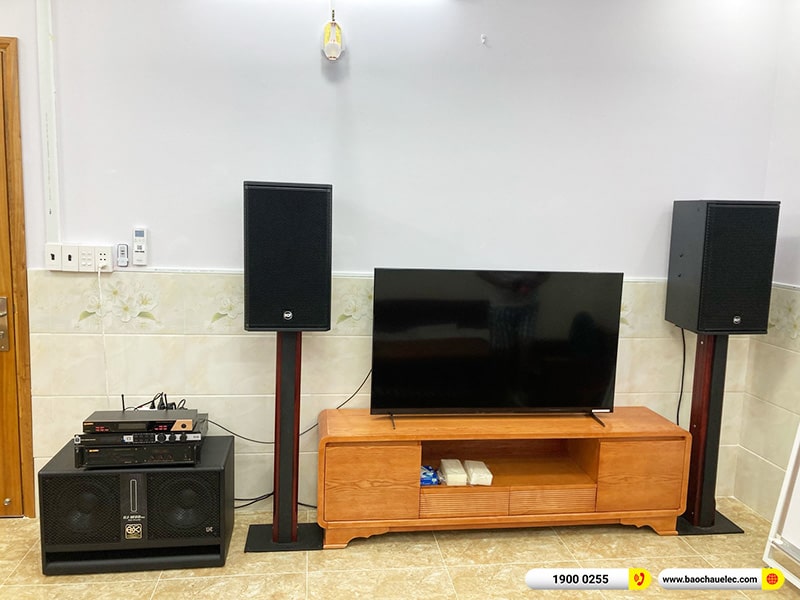 D&agrave;n karaoke gia đ&igrave;nh chị Thảo tại TPHCM