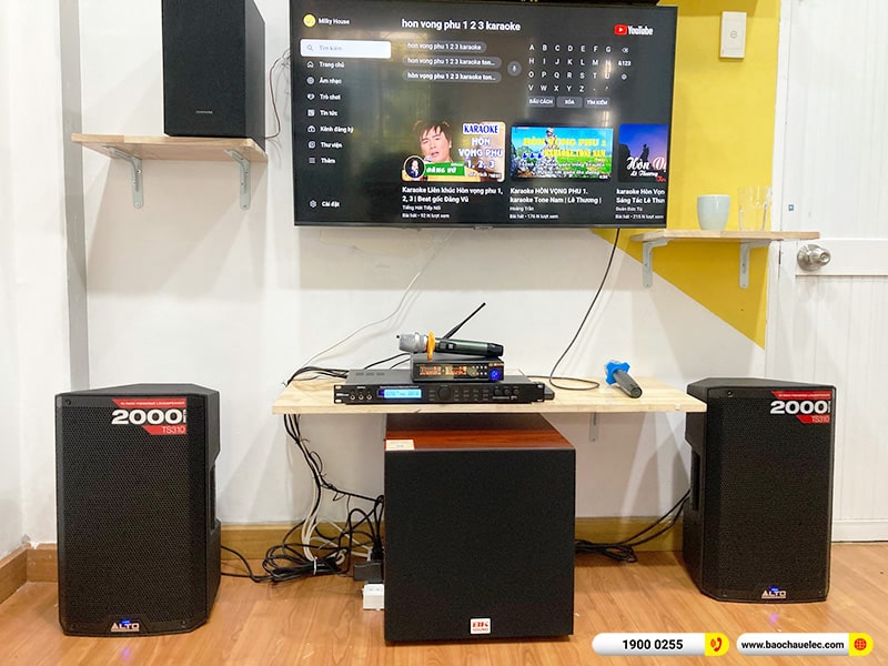 Dàn karaoke gia đình anh Luân tại TPHCM
