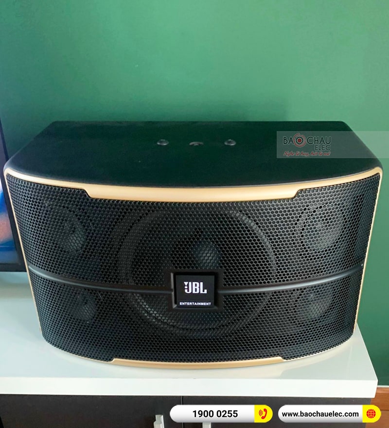 dàn karaoke gia đình anh Tiến