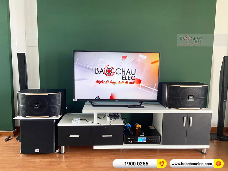 dàn karaoke gia đình anh Tiến