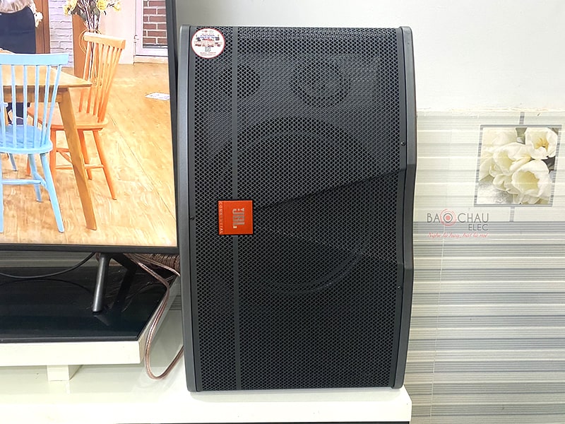 Dàn karaoke gia đình anh Chiến ở Quận 12 h2