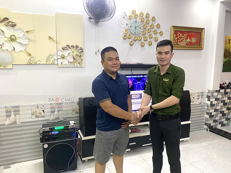 Dàn karaoke gia đình anh Chiến ở Quận 12 h6