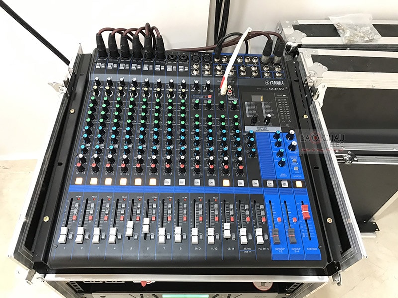 Bàn mixer Yamaha MG16XU