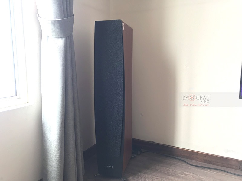 Dàn âm thanh nghe nhạc gia đình anh Tín ở Quận 7 h1