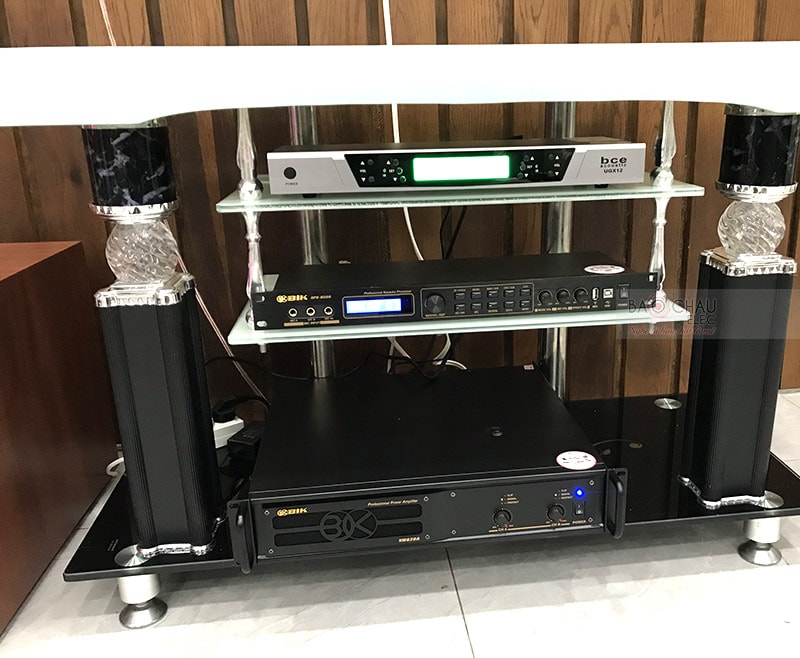Dàn karaoke gia đình anh Hòa ở Quận 7 h4