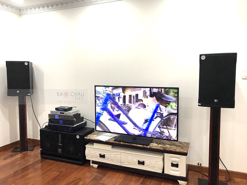 Dàn karaoke gia đình anh Trí ở quận 7, HCM h4