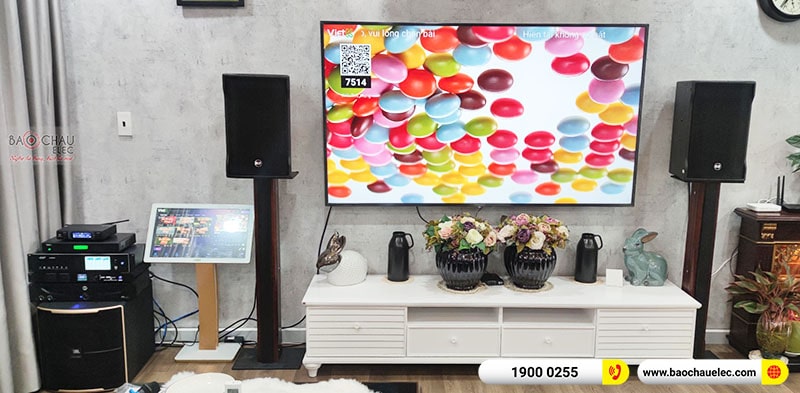 D&agrave;n karaoke gia đ&igrave;nh chị Hằng
