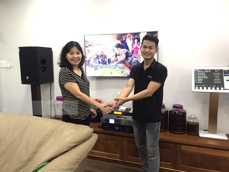 D&agrave;n karaoke gia đ&igrave;nh vip của gia đ&igrave;nh c&ocirc; Xu&acirc;n h6