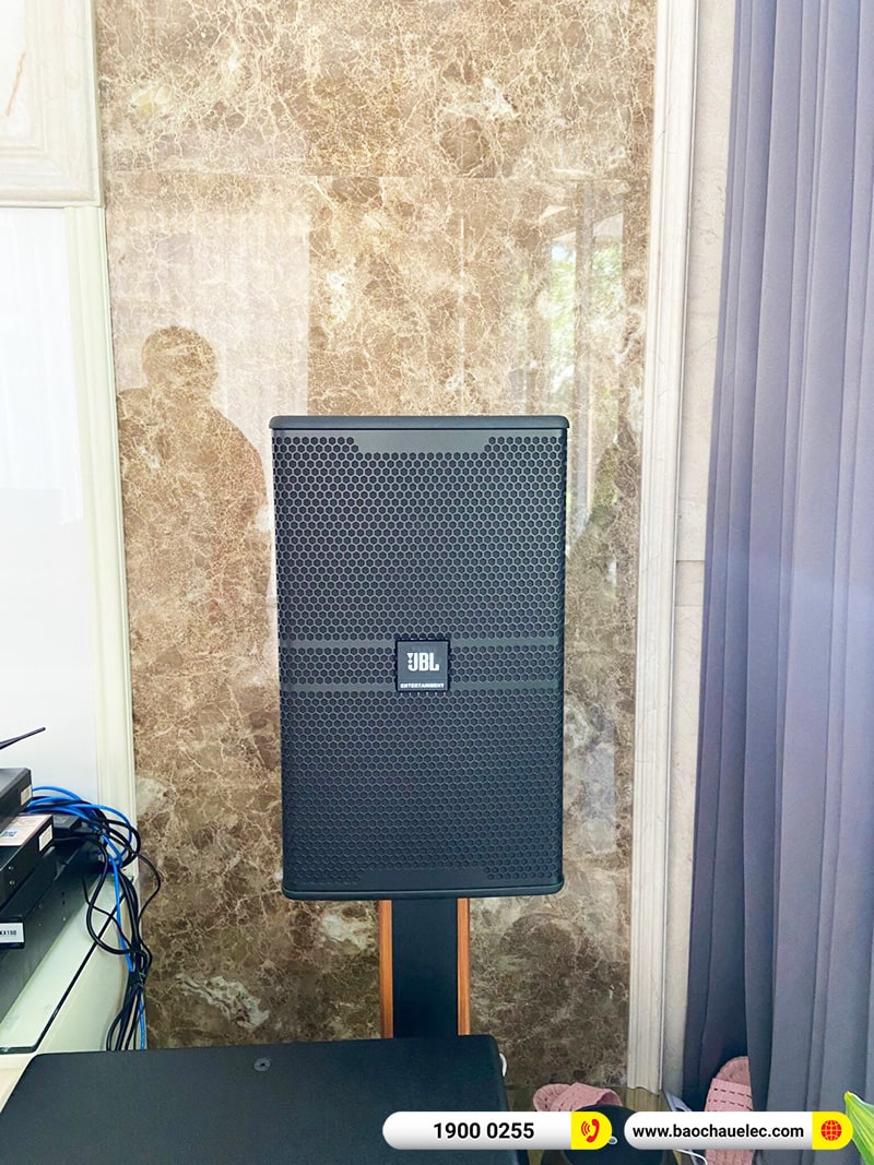 Lắp đặt dàn karaoke trị giá hơn 100 triệu cho anh Bảo tại TPHCM (JBL KP4012 G2, VM830A, KX180A, CV18S, VIP3000, 4K Plus 4TB, Màn 22inch)