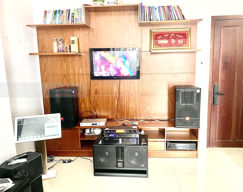 D&agrave;n karaoke gia đ&igrave;nh anh Khoa ở T&acirc;n Ph&uacute; h5