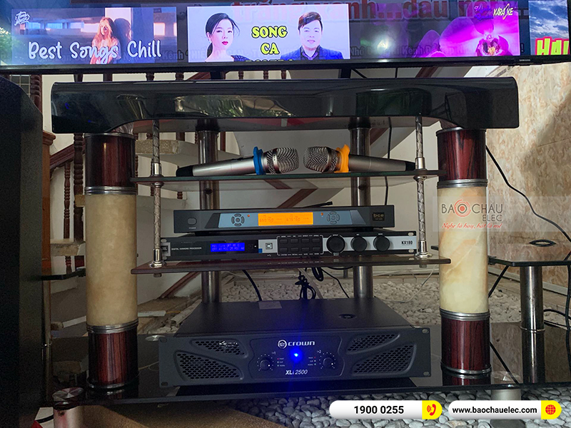 Dàn karaoke gia đình anh Nam