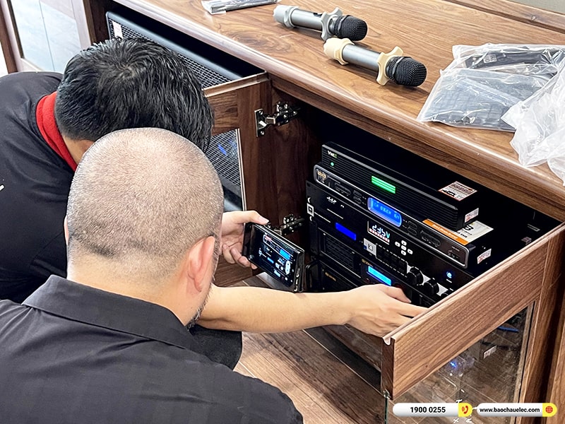 Lắp đặt dàn karaoke RCF 120tr cho anh Ý tại Hà Nội (RCF EMAX 3110 MK2, VM640A, BPA-6200, KX180A, W66 Plus, WB-5000S,…)