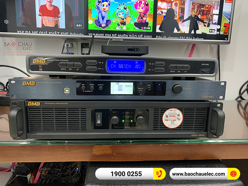 Dàn karaoke gia đình anh Cường