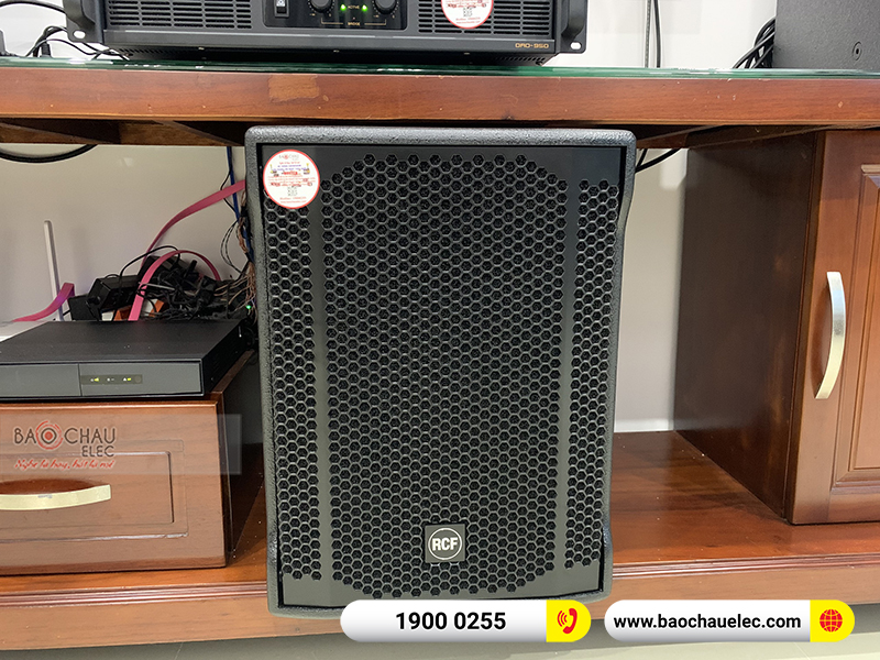 Dàn karaoke gia đình anh Cường
