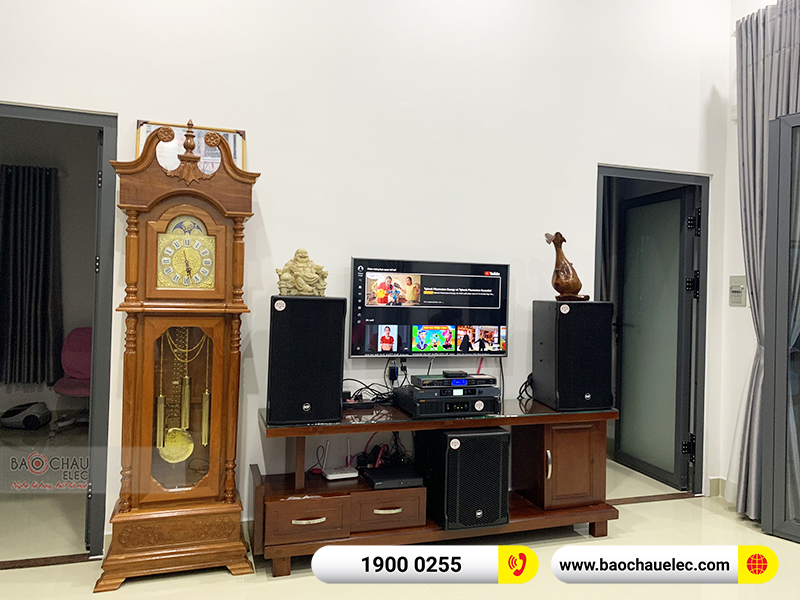 Dàn karaoke gia đình anh Cường