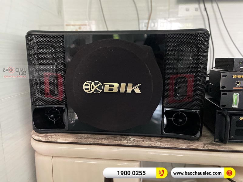 Dàn karaoke gia đình anh Đạt