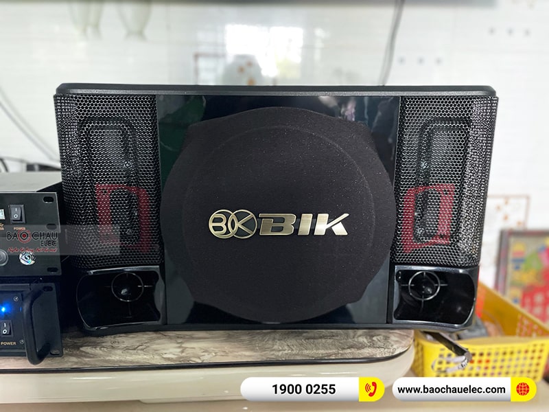 Dàn karaoke gia đình anh Đạt