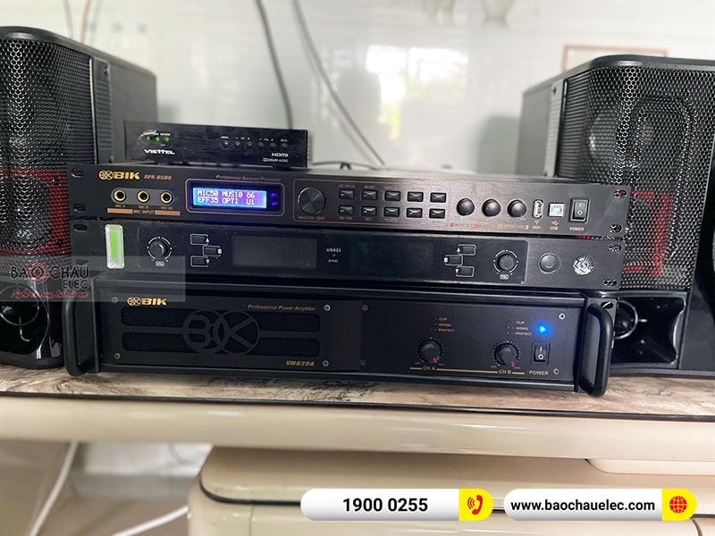 Dàn karaoke gia đình anh Đạt