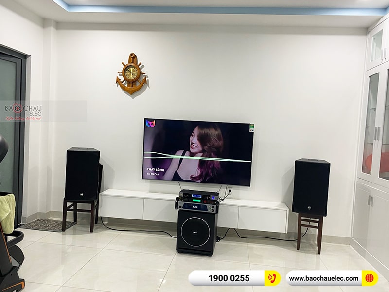 Dàn karaoke gia đình anh Hùng