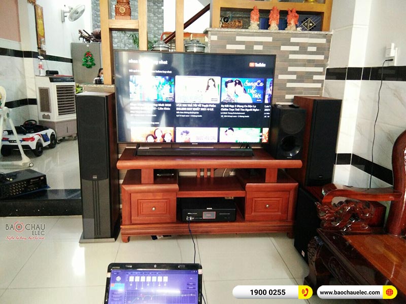 Dàn karaoke gia đình anh Phúc